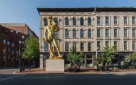 21c Museum Hotel Louisville Kentucky